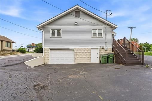 6107 Blue Ridge Boulevard — photo 3