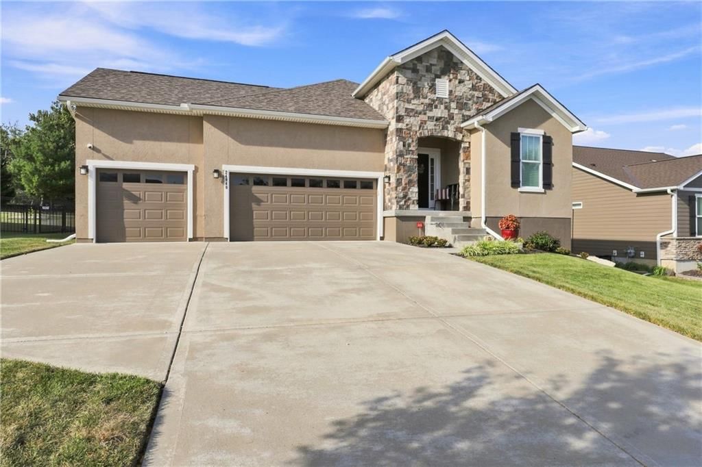 24940 W 143 Terrace, Olathe, KS
