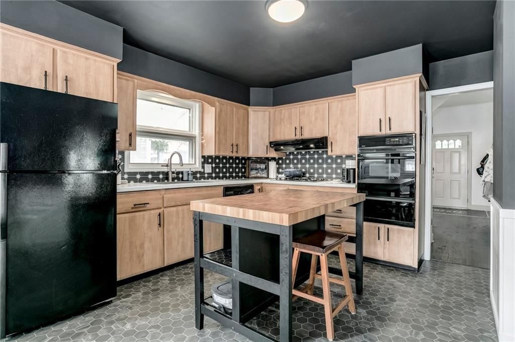 285 Orchard Street — photo 13