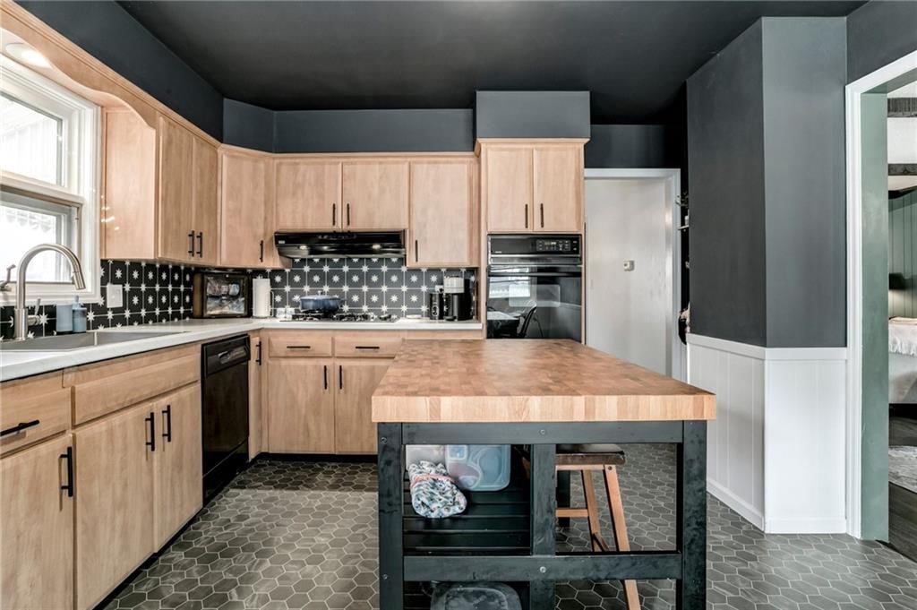 285 Orchard Street — photo 14
