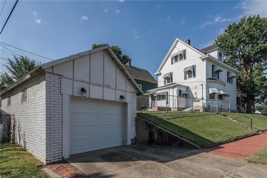 285 Orchard Street — photo 30