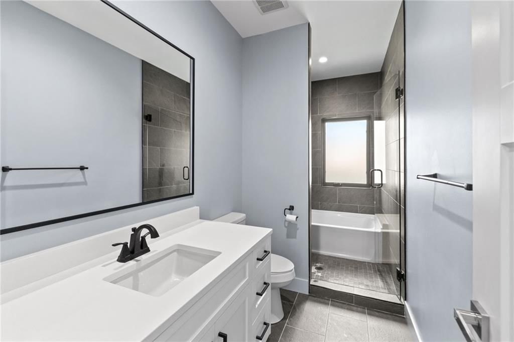2829 Harrison Street — photo 23