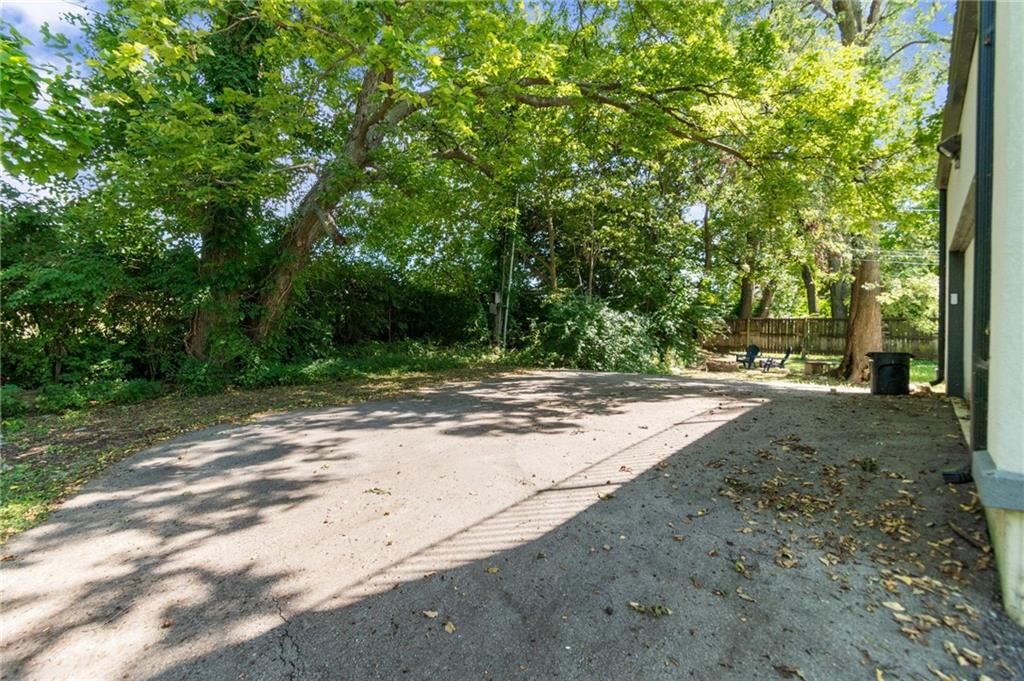 2829 Harrison Street — photo 39