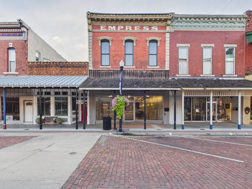 7 N Main Street — photo 2