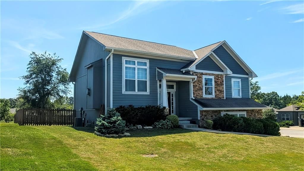 31565 W 85th Street — photo 2