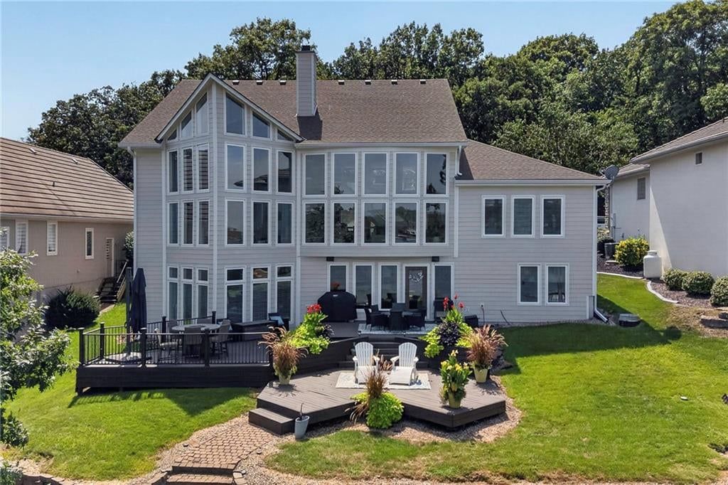 326 SouthShore Drive — photo 9