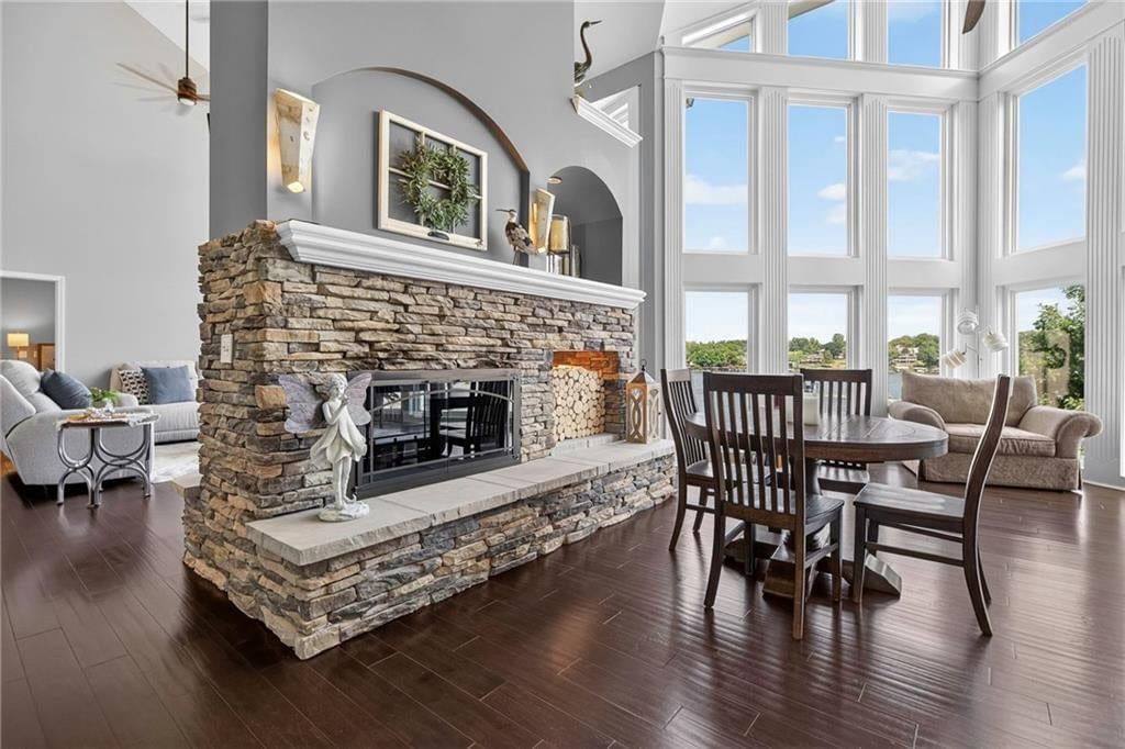 326 SouthShore Drive — photo 15