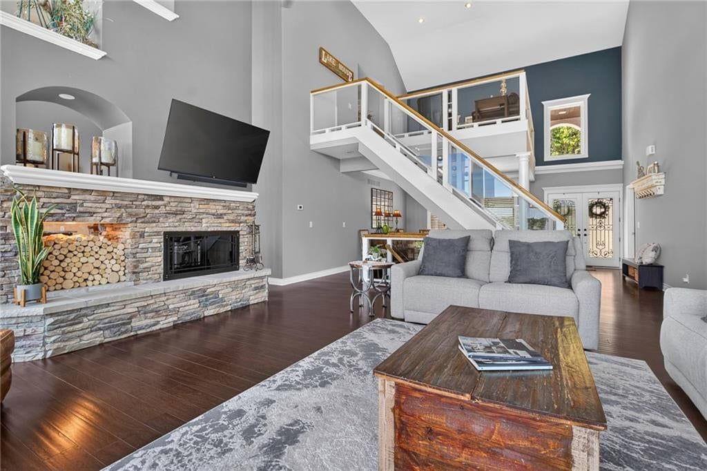 326 SouthShore Drive — photo 16