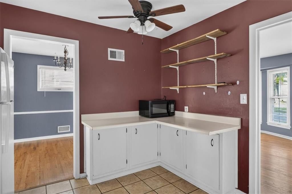 Photo 15 of 39, 8810 W 72nd Terrace, Merriam, KS 66204