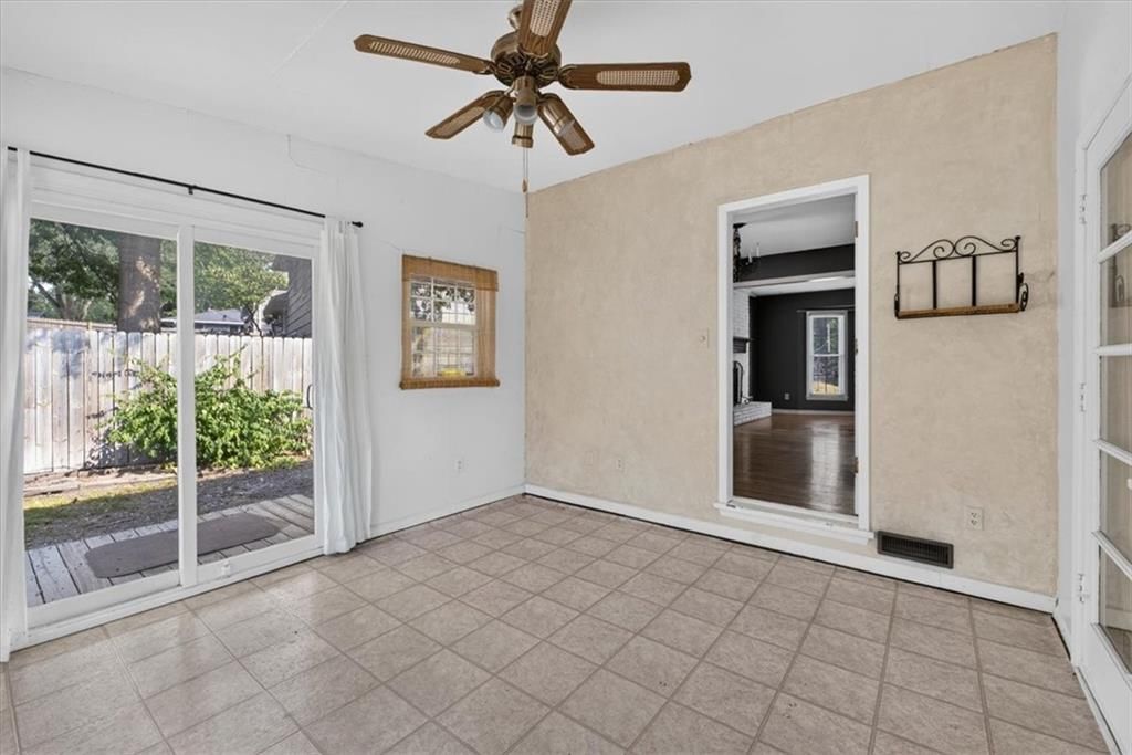 Photo 21 of 39, 8810 W 72nd Terrace, Merriam, KS 66204