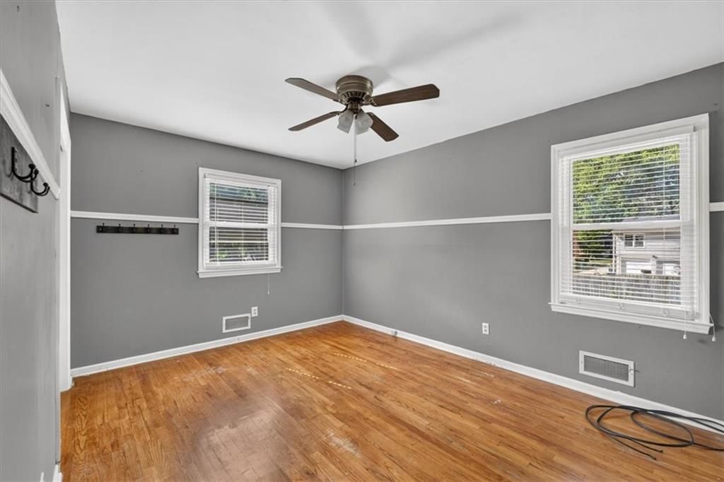Photo 30 of 39 - 8810 W 72nd Terrace, Merriam, KS 66204