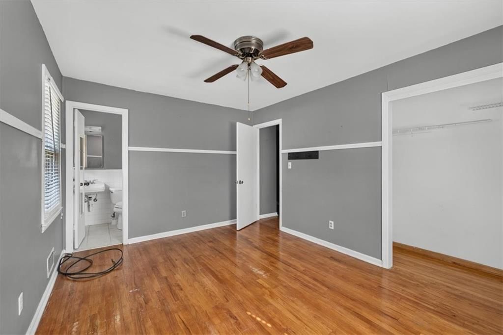 Photo 32 of 39 - 8810 W 72nd Terrace, Merriam, KS 66204