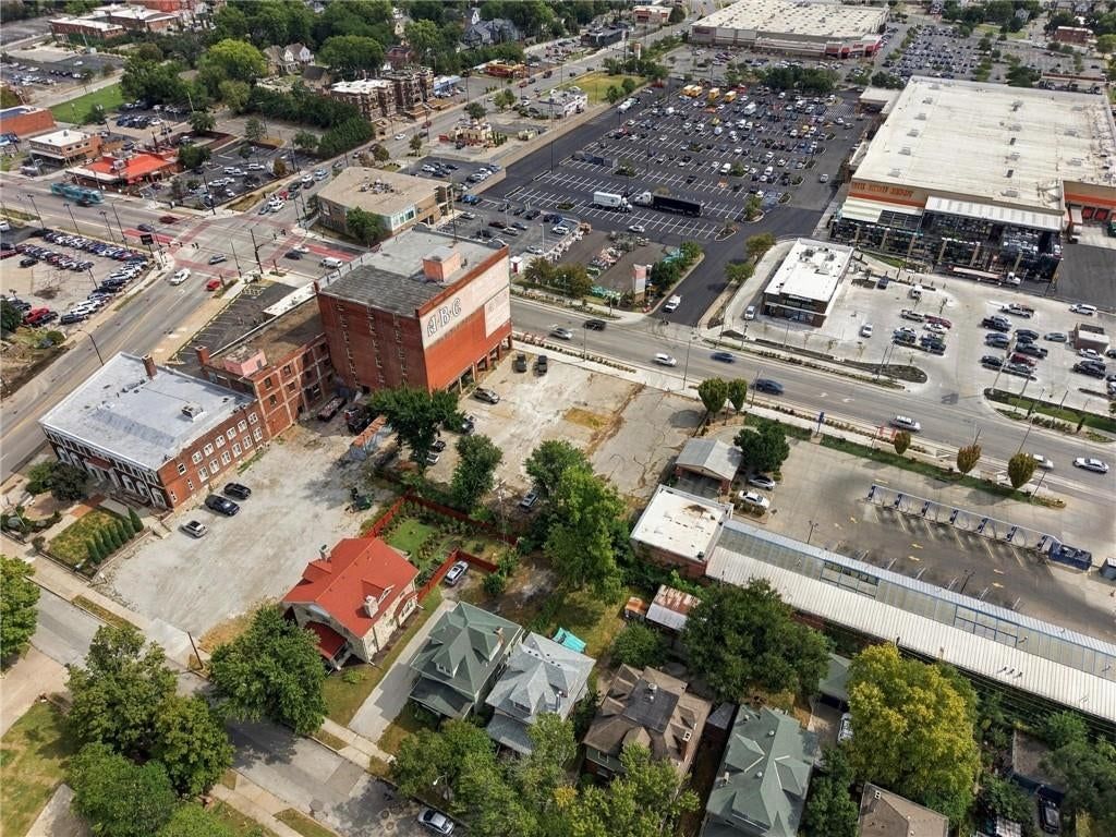 3260 Main Street — photo 5