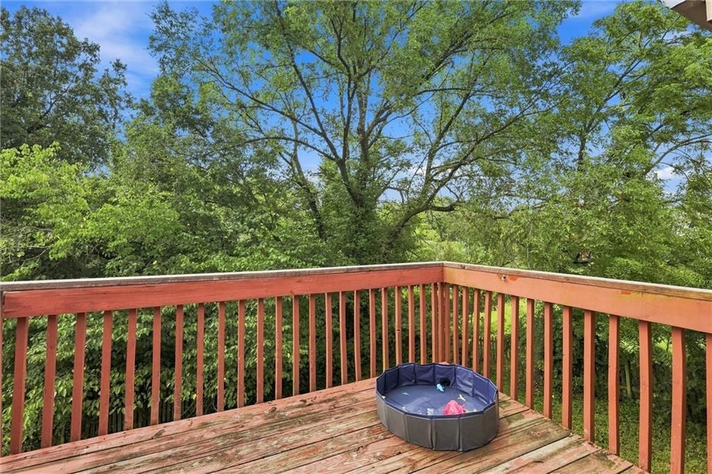 Photo 7 of 36, 5409 N Poe Avenue, Kansas City, MO 64119