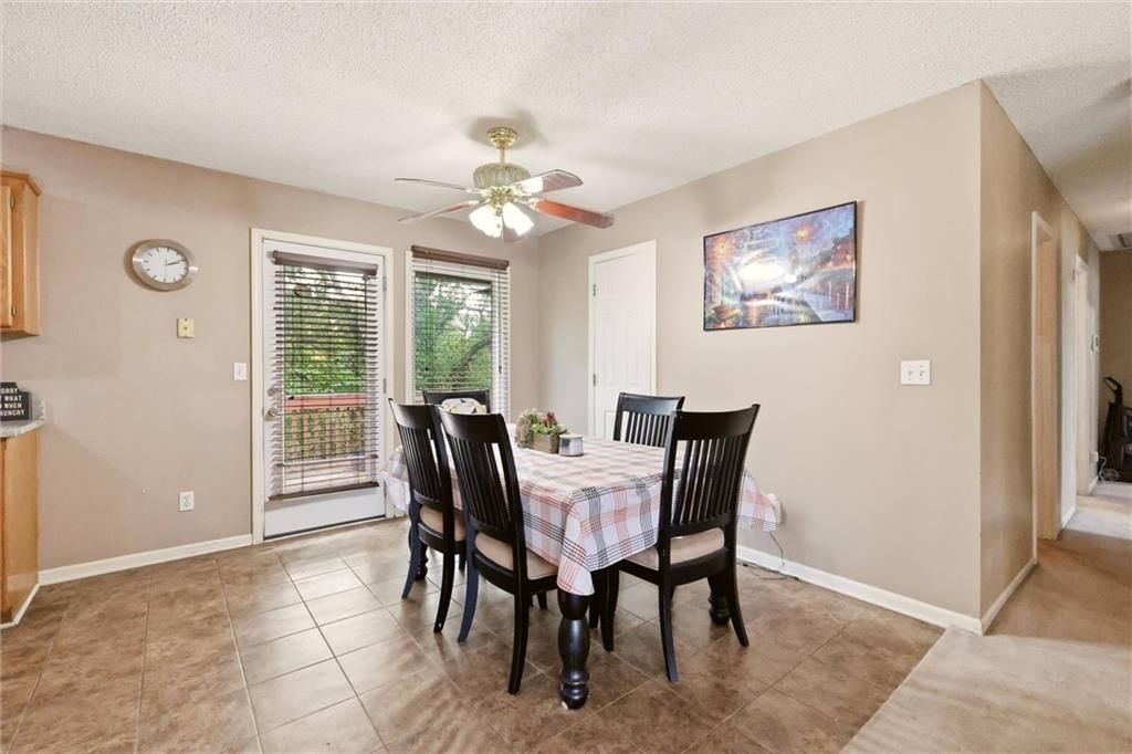 Photo 26 of 36 - 5409 N Poe Avenue, Kansas City, MO 64119
