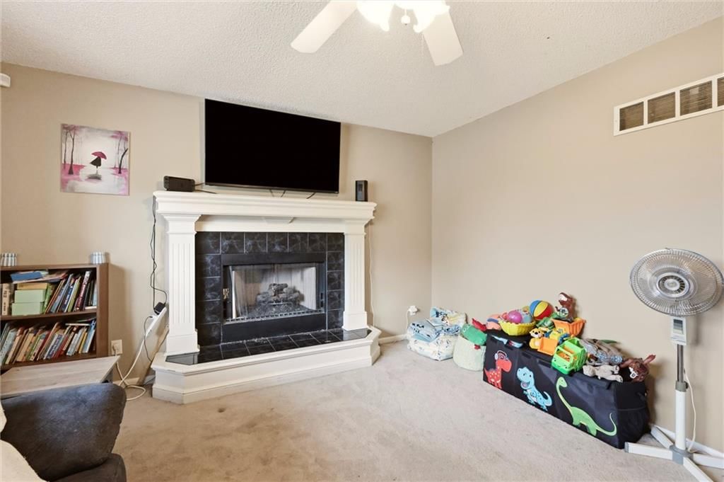 Photo 29 of 36 - 5409 N Poe Avenue, Kansas City, MO 64119
