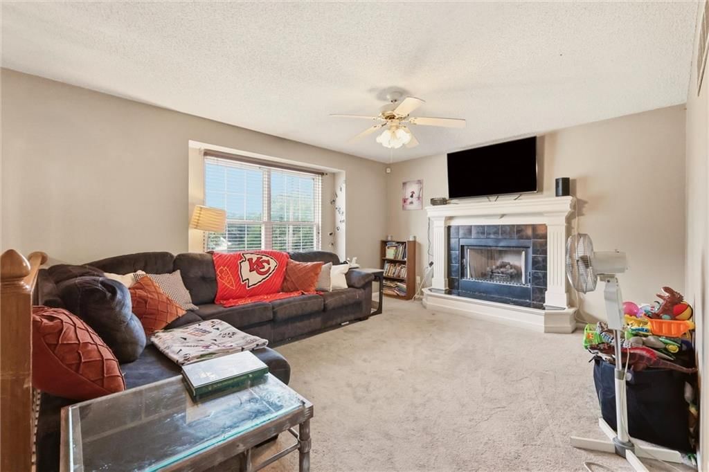 Photo 30 of 36 - 5409 N Poe Avenue, Kansas City, MO 64119