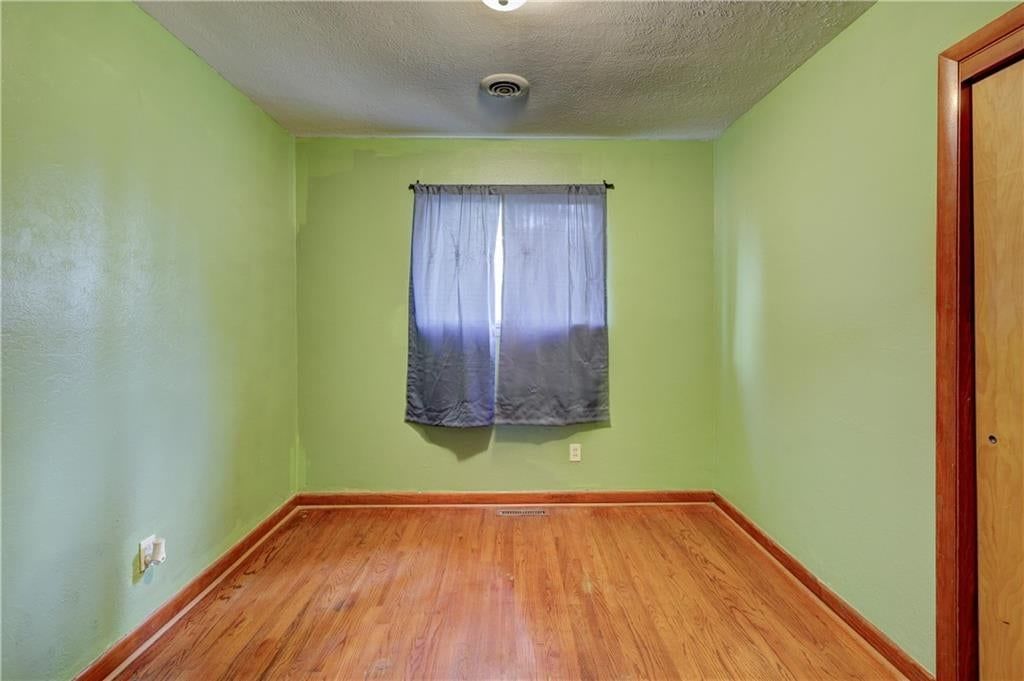 2205 Lincoln Avenue — photo 12