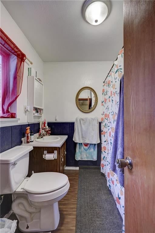 2205 Lincoln Avenue — photo 17