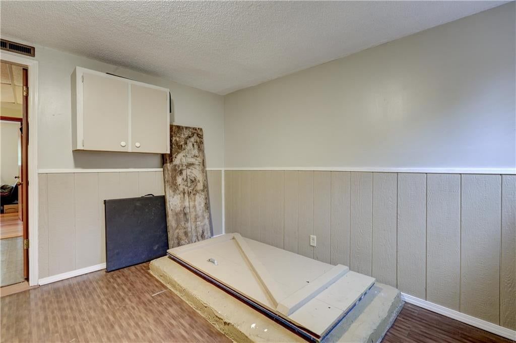2205 Lincoln Avenue — photo 21