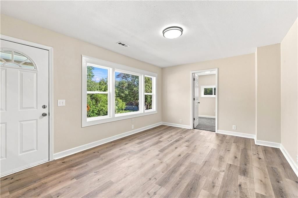 3418 N 62nd Street — photo 5