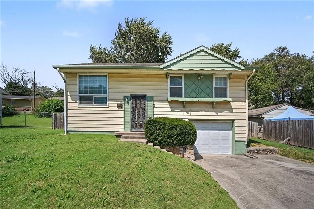 5228 Cypress Avenue — photo 1