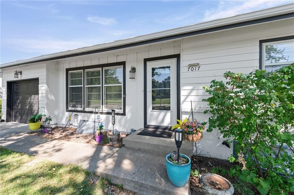7017 N Montrose Avenue — photo 4