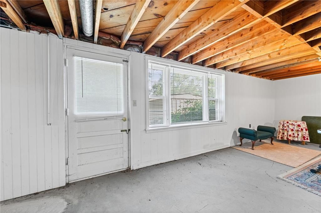 7017 N Montrose Avenue — photo 23