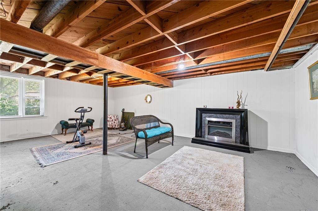 7017 N Montrose Avenue — photo 24