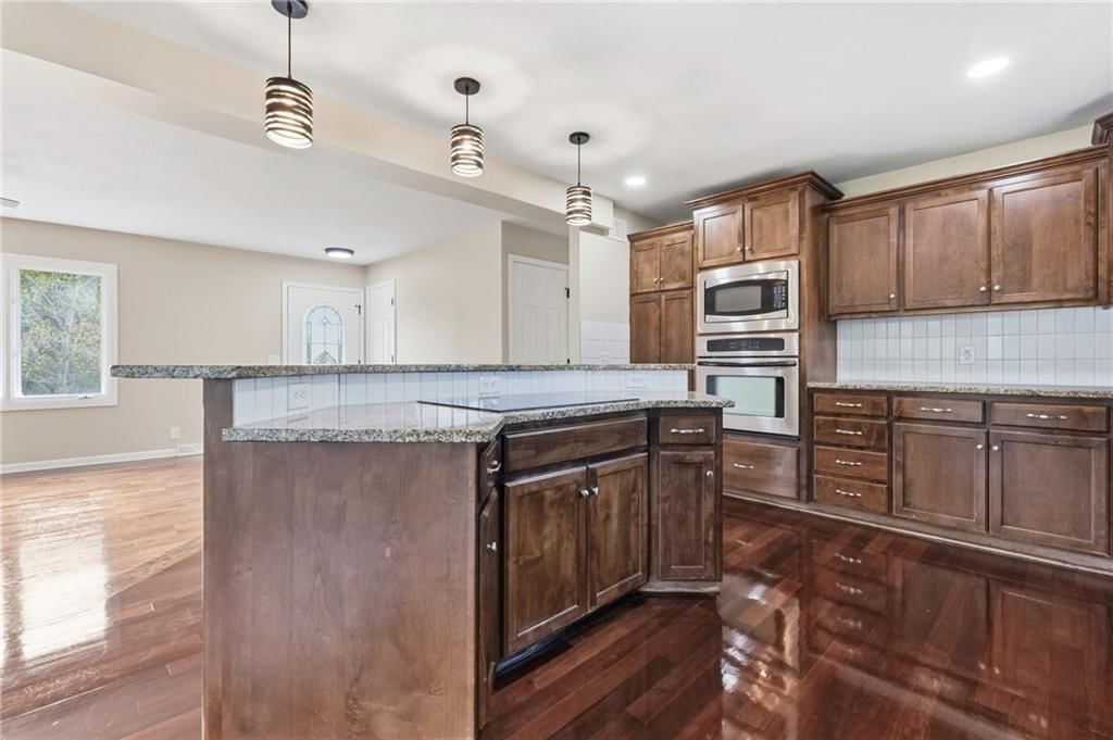 1010 Wesley Avenue — photo 9