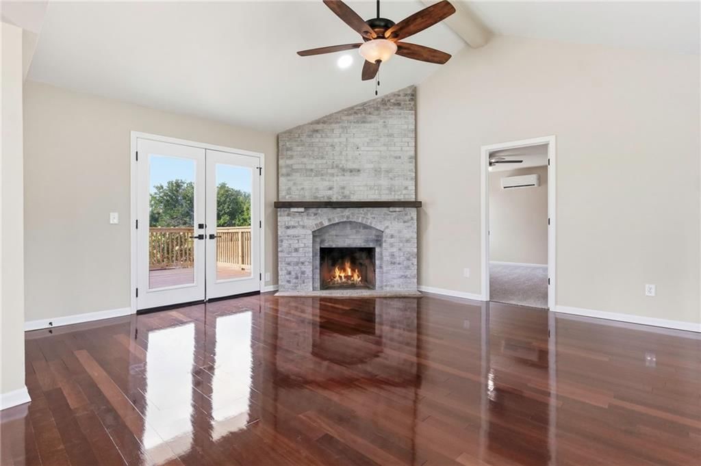 1010 Wesley Avenue — photo 12