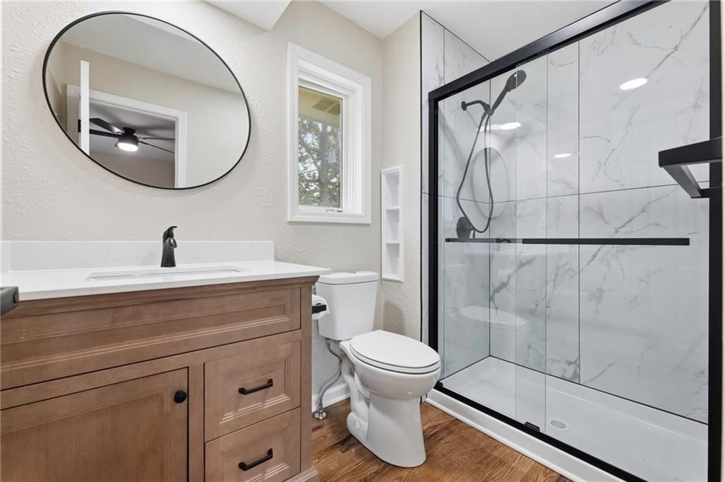 1010 Wesley Avenue — photo 15