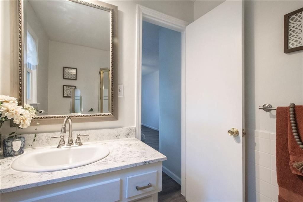 9912 Oakridge Drive — photo 16