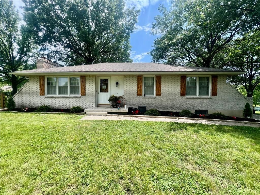 1550 SW Liggett Road — photo 1