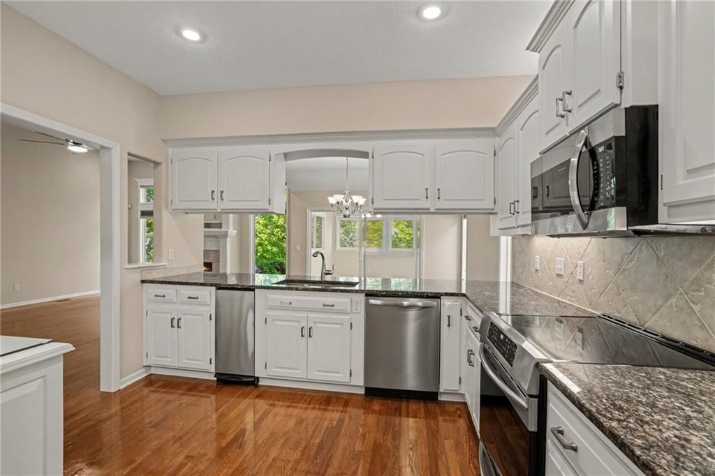 10004 N Arlington Avenue — photo 15