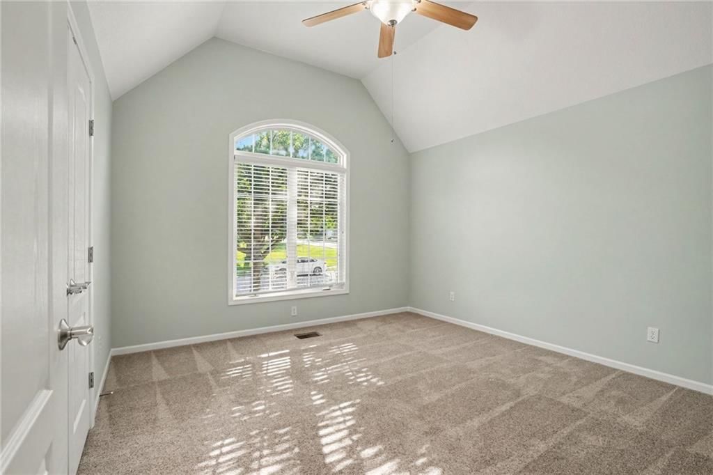 10004 N Arlington Avenue — photo 19
