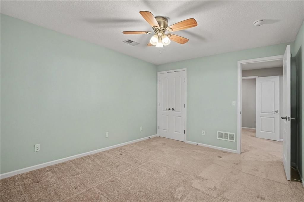 10004 N Arlington Avenue — photo 22