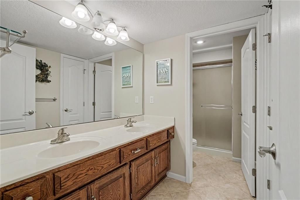 10004 N Arlington Avenue — photo 28