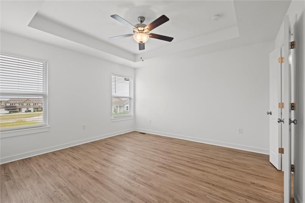 9301-9303 N Adrian Place — photo 13