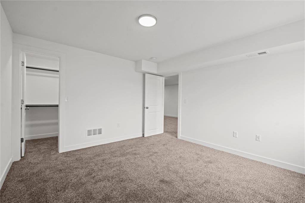 9301-9303 N Adrian Place — photo 31