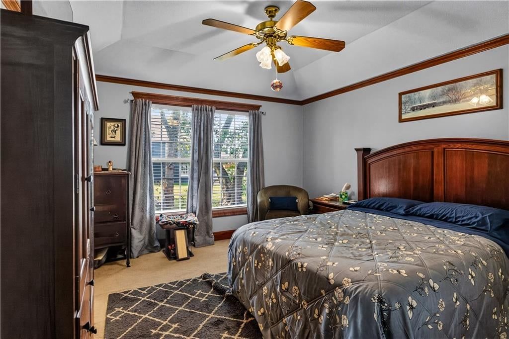 105 W South Street — photo 10