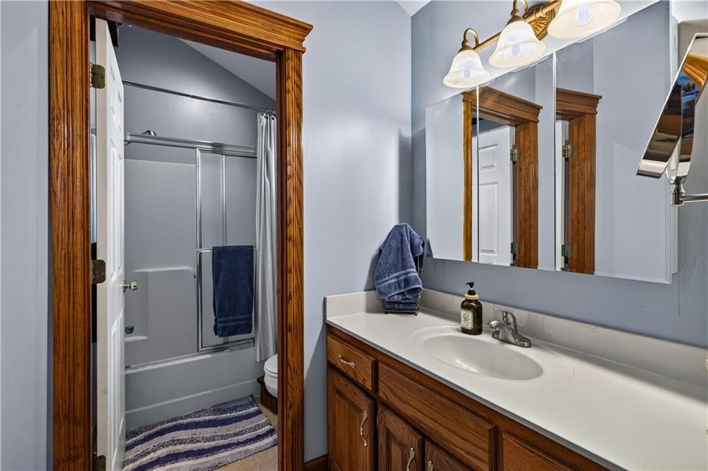 105 W South Street — photo 15