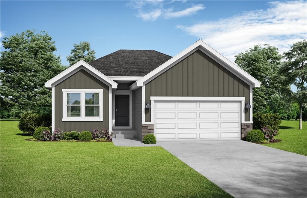 1116 Camelback Trail, Raymore, MO