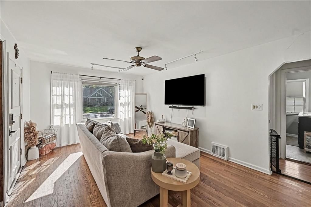 5344 Nall Avenue, Roeland Park, KS: listing photo 3