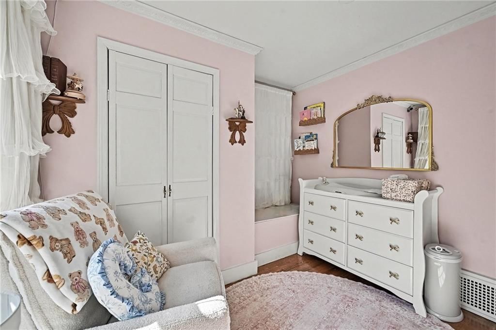 Photo 13 of 18 - 5344 Nall Avenue, Roeland Park, KS 66202