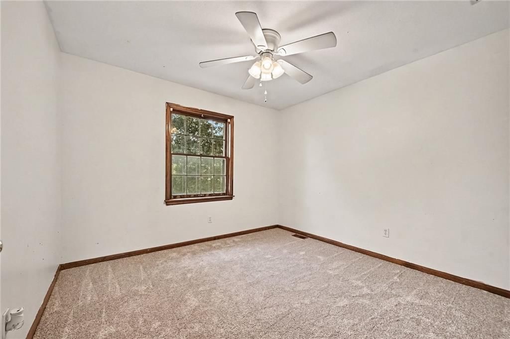 1629 Dunwich Drive — photo 19