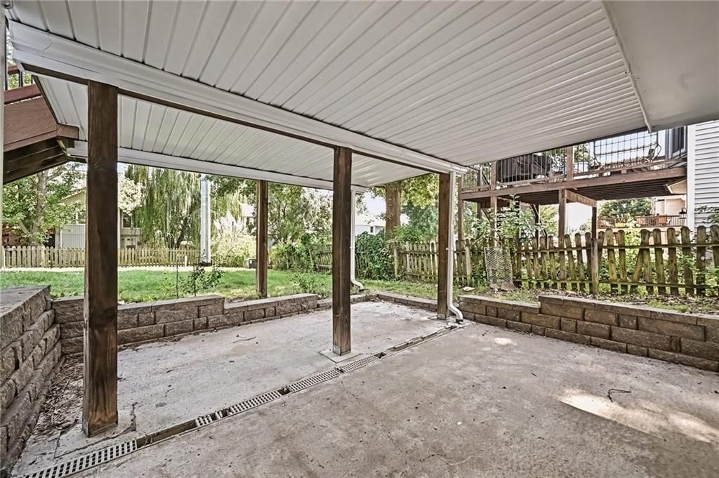 1629 Dunwich Drive — photo 28