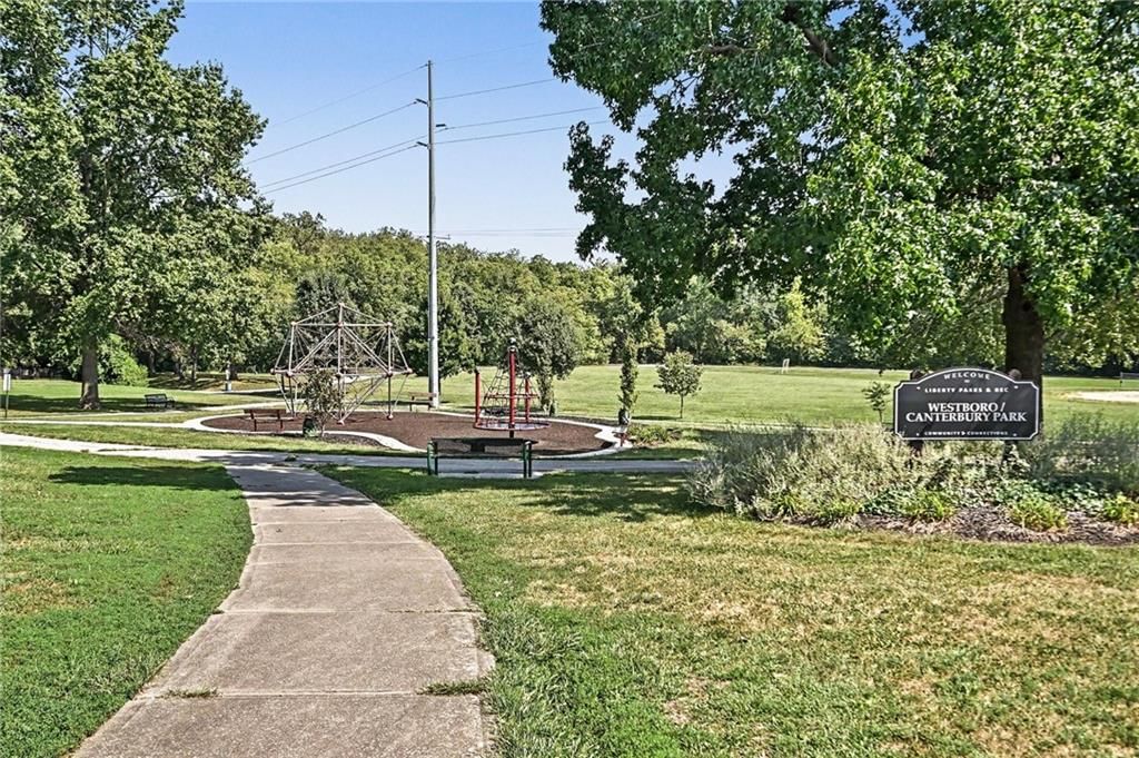 1629 Dunwich Drive — photo 33