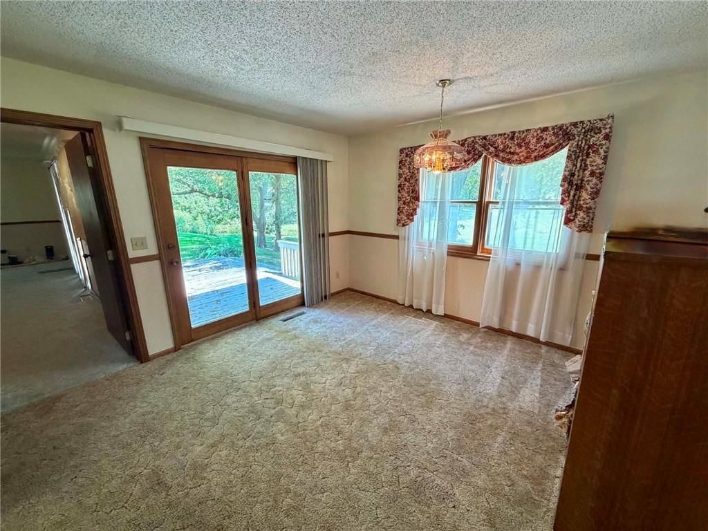 627 W Edwards Street — photo 4