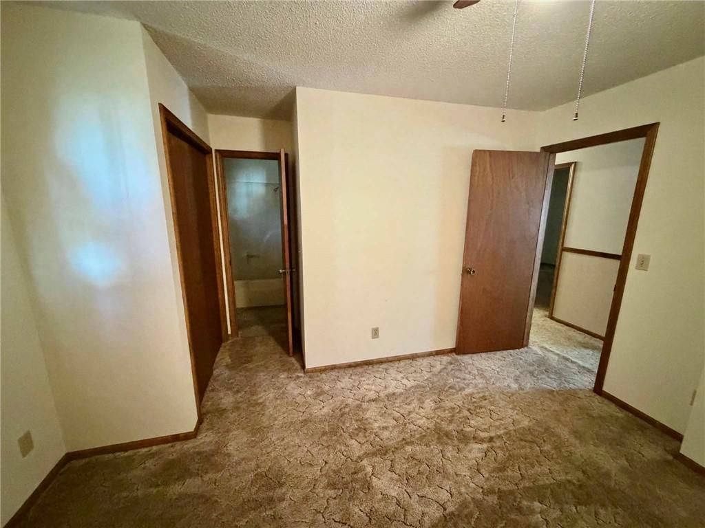 627 W Edwards Street — photo 16